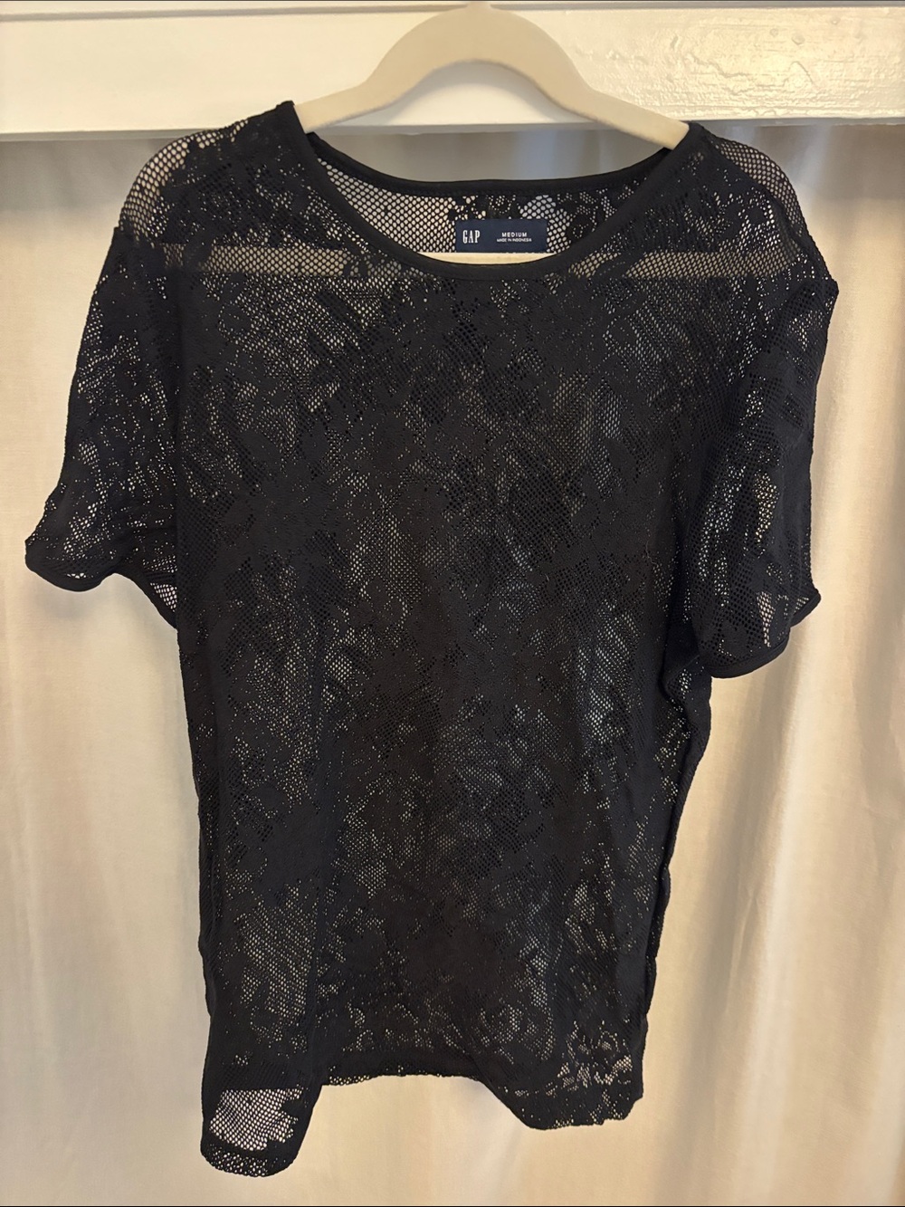 GAP Black Lace Short Sleeve Tee